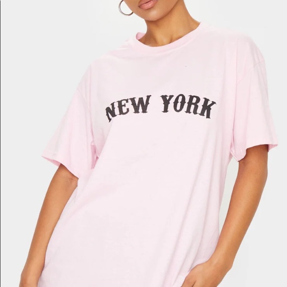 PrettyLittleThing Baby Pink Oversized New York Tee, Size Large